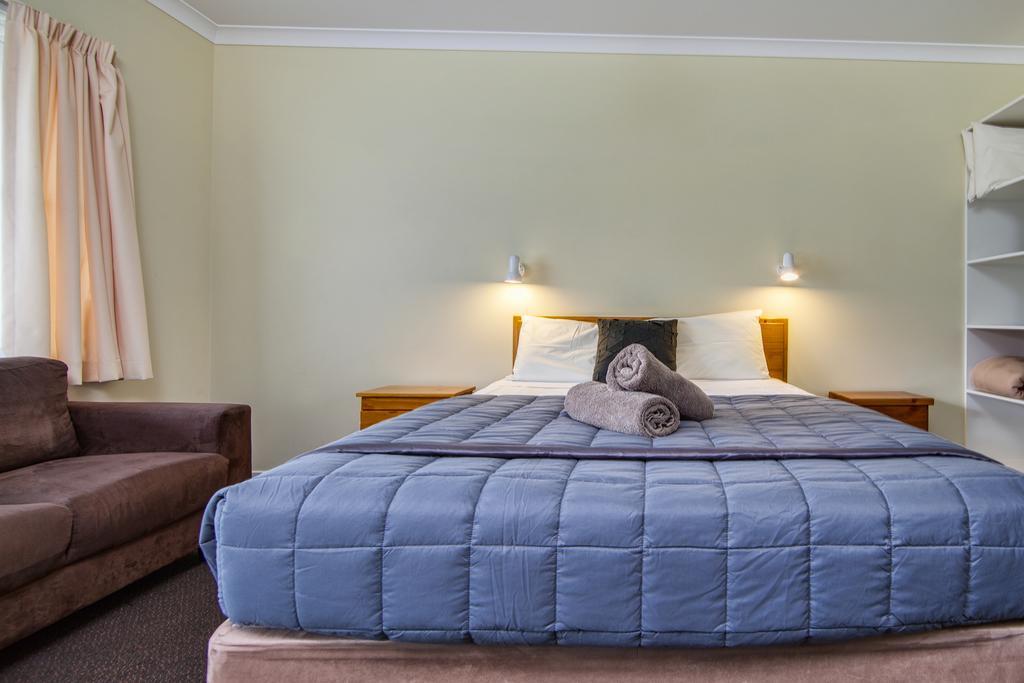 ביצ'אנו Wintersun Gardens Motel מראה חיצוני תמונה